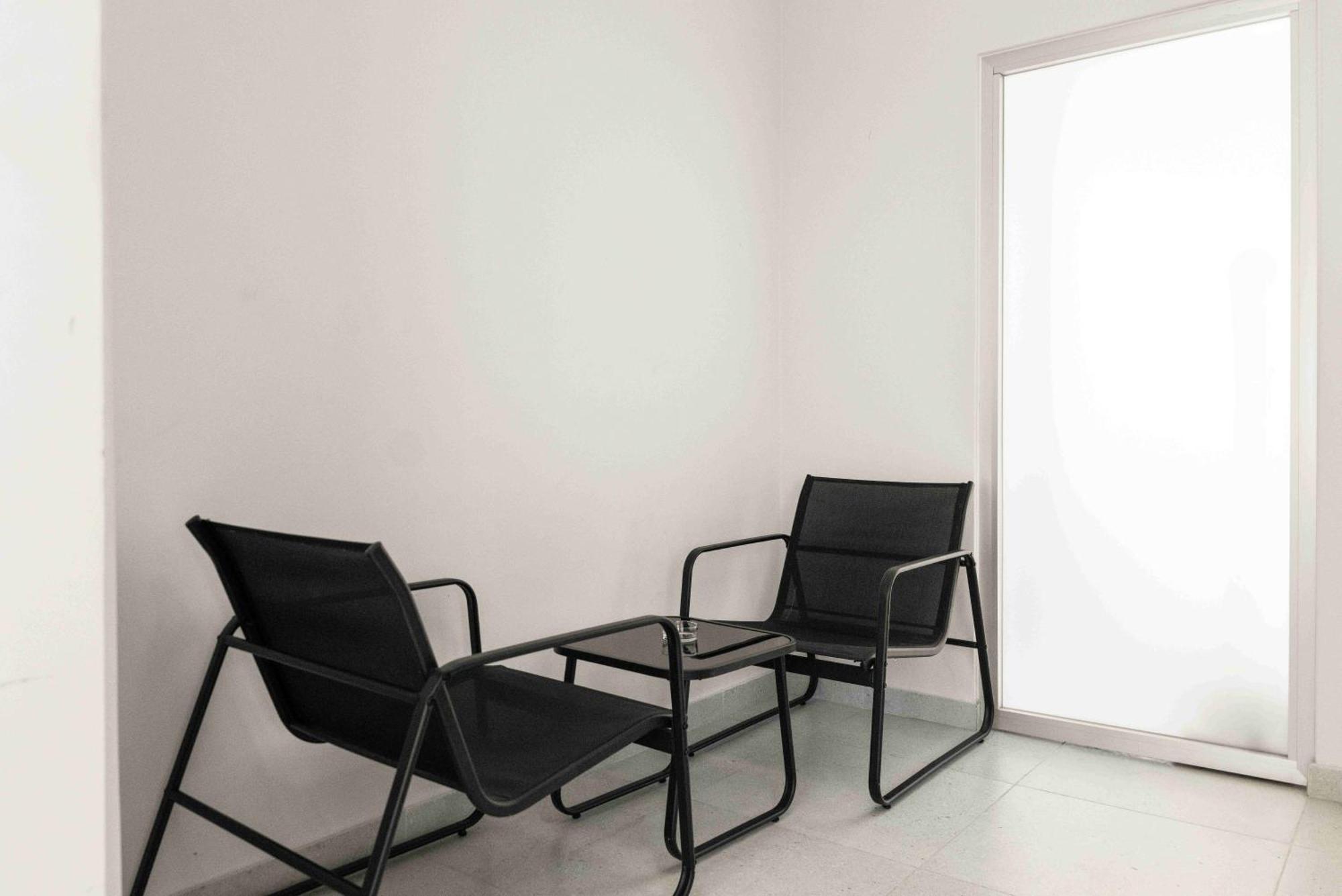 Phaedrus Living: Seaside Residences 03 Apartament *